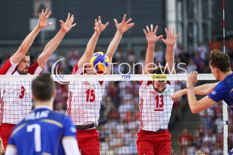  01.06.2018 LODZ <br />
SIATKOWKA MEZCZYZN SIATKARSKA LIGA NARODOW MEZCZYZN 2018 <br />
FIVB VOLLEYBALL NATIONS LEAGUE 2018 <br />
MECZ POLSKA - FRANCJA ( Poland - France ) <br />
N/Z DAWID KONARSKI MICHAL KUBIAK JAKUB KOCHANOWSKI<br />
 