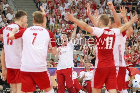  01.06.2018 LODZ <br />SIATKOWKA MEZCZYZN SIATKARSKA LIGA NARODOW MEZCZYZN 2018 <br />FIVB VOLLEYBALL NATIONS LEAGUE 2018 <br />MECZ POLSKA - FRANCJA ( Poland - France ) <br />N/Z VITAL HEYNEN - I TRENER ( HEAD COACH ) RADOSC EMOCJE SIATKARZE<br /> 