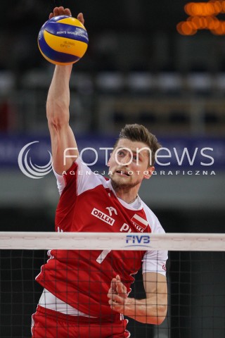  02.06.2018 LODZ <br />SIATKOWKA MEZCZYZN SIATKARSKA LIGA NARODOW MEZCZYZN 2018 <br />FIVB VOLLEYBALL NATIONS LEAGUE 2018 <br />MECZ POLSKA - CHINY ( Poland - China ) <br />N/Z PIOTR NOWAKOWSKI SYLWETKA ATAK <br /> 