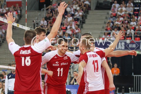  02.06.2018 LODZ <br />SIATKOWKA MEZCZYZN SIATKARSKA LIGA NARODOW MEZCZYZN 2018 <br />FIVB VOLLEYBALL NATIONS LEAGUE 2018 <br />MECZ POLSKA - CHINY ( Poland - China ) <br />N/Z FABIAN DRZYZGA PAWEL ZATORSKI PIOTR NOWAKOWSKI RADOSC EMOCJE <br /> 