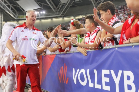  02.06.2018 LODZ <br />SIATKOWKA MEZCZYZN SIATKARSKA LIGA NARODOW MEZCZYZN 2018 <br />FIVB VOLLEYBALL NATIONS LEAGUE 2018 <br />MECZ POLSKA - CHINY ( Poland - China ) <br />N/Z VITAL HEYNEN - I TRENER ( HEAD COACH ) KIBICE DOPING PODZIEKOWANIE<br /> 