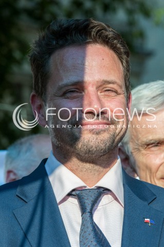  04.06.2018 WARSZAWA<br />TOAST ZA WOLNOSC POD NIESPODZIANKA<br />N/Z RAFAL TRZASKOWSKI<br /> 