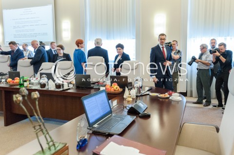  05.06.2018 WARSZAWA<br />POSIEDZENIE RADY MINISTROW<br />N/Z MATEUSZ MORAWIECKI BEATA SZYDLO JACEK CZAPUTOWICZ ELZBIETA RAFALSKA<br /> 