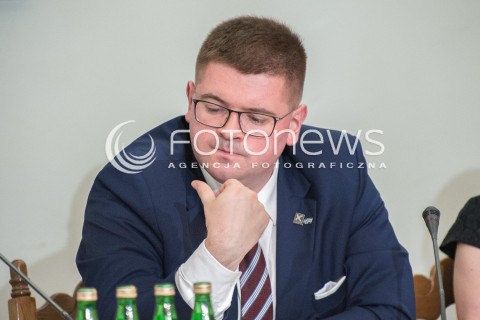  05.06.2018 WARSZAWA<br />POSIEDZENIE KOMISJI DS AMBER GOLD<br />N/Z TOMASZ RZYMKOWSKI<br /> 