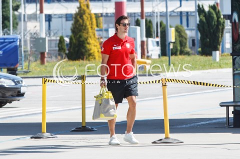  07.06.2018 LOTNISKO RZESZOW JASIONKA<br />ODLOT REPREZENTACJI POLSKI PILKARZY PO ZGRUPOWANIU W ARLAMOWIE NA MECZ DO POZNANIA <br />N/Z GRZEGORZ KRYCHOWIAK<br /> 