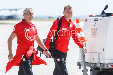  07.06.2018 LOTNISKO RZESZOW JASIONKA<br />ODLOT REPREZENTACJI POLSKI PILKARZY PO ZGRUPOWANIU W ARLAMOWIE NA MECZ DO POZNANIA <br />N/Z TRENER ADAM NAWALKA BOGDAN ZAJAC<br /> 
