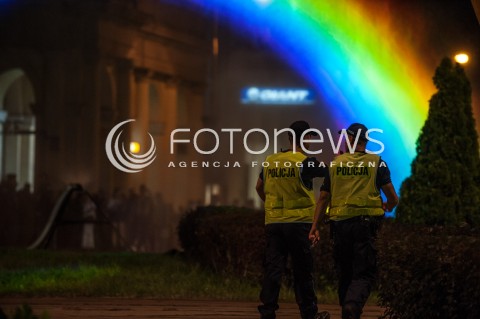  08.06.2018 WARSZAWA<br />
TECZA WROCILA NA PLAC ZBAWICIELA<br />
N/Z TECZA POLICJA<br />
 