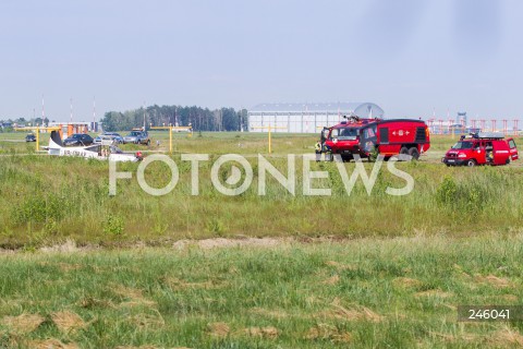  09.06.2018 LOTNISKO RZESZOW JASIONKA <br />WYPADEK UKRAINSKIEGO SAMOLOTU VAN'S AIRCRAFT RV-10 NA LOTNISKU RZESZOW JASIONKA. TRZY OSOBY ZOSTALY RANNE I PRZETRANSPORTOWANE SMIGLOWCEM DO SZPITALA W RZESZOWIE<br />N/Z SAMOLOT RV-10 REJESTRACJA UR-PMAV<br /> 