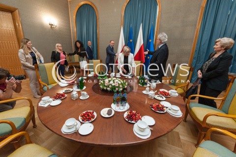  18.06.2018 WARSZAWA<br />SPOTKANIE BEATY KEMPY Z CHRISTOSEM STYLIANIDESEM KOMISARZEM UE DS POMOCY HUMANITARNEJ<br />N/Z BEATA KEMPA CHRISTOS STYLIANIDES<br /> 