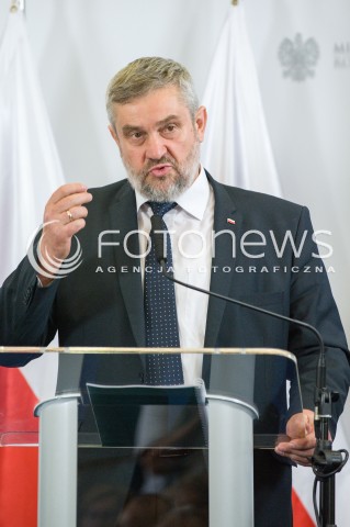  22.06.2018 WARSZAWA<br />KONFERENCJA NA TEMAT SUSZY W MINISTERSTWIE ROLNICTWA<br />N/Z JAN KRZYSZTOF ARDANOWSKI MINISTER ROLNICTWA I ROZWOJU WSI<br /> 