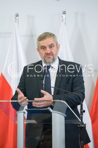  22.06.2018 WARSZAWA<br />KONFERENCJA NA TEMAT SUSZY W MINISTERSTWIE ROLNICTWA<br />N/Z JAN KRZYSZTOF ARDANOWSKI MINISTER ROLNICTWA I ROZWOJU WSI<br /> 