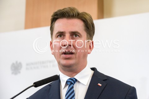  22.06.2018 WARSZAWA<br />KONFERENCJA NA TEMAT SUSZY W MINISTERSTWIE ROLNICTWA<br />N/Z RAFAL ROMANOWSKI PODSEKRETARZ STANU W MINISTERSTWIE ROLNICTWA I ROZWOJU WSI<br /> 
