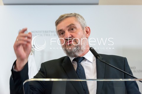  22.06.2018 WARSZAWA<br />KONFERENCJA NA TEMAT SUSZY W MINISTERSTWIE ROLNICTWA<br />N/Z JAN KRZYSZTOF ARDANOWSKI MINISTER ROLNICTWA I ROZWOJU WSI<br /> 