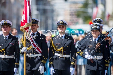 24.06.2018 GDYNIA<br />SWIETO MARYNARKI WOJENNEJ RP Z UDZIALEM PREZYDENTA ANDRZEJA DUDY <br />N/Z DEFILADA ZOLNIERZY<br /> 