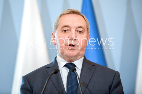  26.06.2018 WARSZAWA<br />KONFERENCJA ZMIANY LEGISLACYJNE W ZAKRESIE GOSPODAROWANIA ODPADAMI<br />N/Z HENRYK KOWALCZYK<br /> 