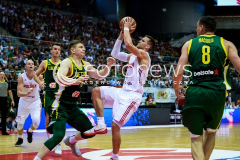  28.06.2018 GDANSK SOPOT<br />
KOSZYKOWKA - KWALIFIKACJE DO MISTRZOSTW SWIATA 2019<br />
BASKETBALL - WORLD CHAMPIONSHIPS 2019 QUALIFICATION ROUND<br />
POLSKA - LITWA<br />
(poland - lithuania)<br />
N/Z MATEUSZ PONITKA<br />
 