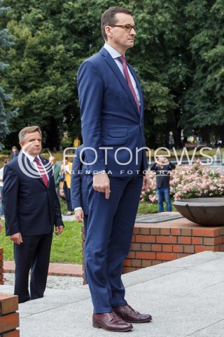  30.06.2018 RZESZOW<br />ZLOZENIE KWIATOW PRZEZ PREMIERA MATEUSZA MORAWIECKIEGO POD POMNIKIEM GENERALA WLADYSLAWA SIKORSKIEGO<br />N/Z PREMIER MATEUSZ MORAWIECKI WOJCIECH BUCZAK<br /> 