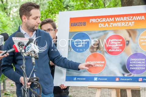 Konferencja kandydata na prezydenta Warszawy Patryka Jakiego w Warszawie