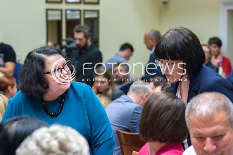  02.07.2018 WARSZAWA SEJM <br />POSIEDZENIE KOMISJI POLITYKI SPOLECZNEJ<br />PRACE NAD ZAOSTRZENIEM PRAWA ABORCYJNEGO <br />N/Z KAJA GODEK ANNA SOBECKA<br /> 