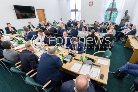  03.07.2018 WARSZAWA SEJM<br />POSIEDZENIE SEJMU<br />N/Z CZLONKOWIE KOMISJI OBRONY NARODOWEJ<br /> 