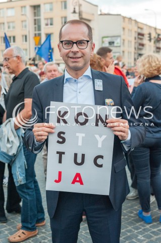  03.07.2018 WARSZAWA<br />PROTEST POD SADEM NAJWYZSZYM<br />N/Z MICHAL SZCZERBA<br /> 