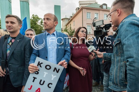  03.07.2018 WARSZAWA<br />PROTEST POD SADEM NAJWYZSZYM<br />N/Z BORYS BUDKA KAMILA GASIUK PIHOWICZ<br /> 