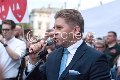  03.07.2018 WARSZAWA<br />PROTEST POD SADEM NAJWYZSZYM<br />N/Z MARCIN MATCZAK<br /> 