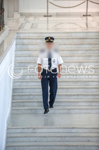  !!! BRAK ZGODY NA PUBLIKACJE WIZERUNKU !!!<br />!!! PROSZE NIE PODPISYWAC NAZWISKA AUTORA I NAZWY AGENCJI !!!<br />04.07.2018 WARSZAWA SEJM<br />POSIEDZENIE SEJMU<br />N/Z STRAZNIK STRAZY MARSZALKOWSKIEJ<br /> 