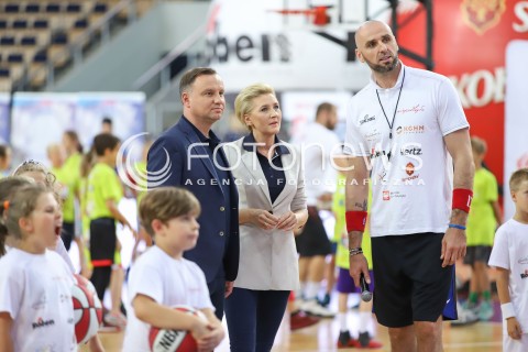  09.07.2018 LODZ <br />
MARCIN GORTAT CAMP 2018<br />
TRENINGI DLA DZIECI<br />
N/Z MARCIN GORTAT PREZYDENT RP ANDRZEJ DUDA AGATA KORNHAUSER DUDA<br />
 