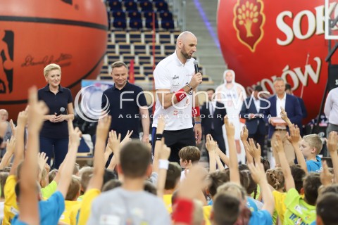  09.07.2018 LODZ <br />
MARCIN GORTAT CAMP 2018<br />
TRENINGI DLA DZIECI<br />
N/Z MARCIN GORTAT PREZYDENT RP ANDRZEJ DUDA AGATA KORNHAUSER DUDA<br />
 