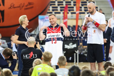  09.07.2018 LODZ <br />
MARCIN GORTAT CAMP 2018<br />
TRENINGI DLA DZIECI<br />
N/Z MARCIN GORTAT PREZYDENT RP ANDRZEJ DUDA AGATA KORNHAUSER DUDA<br />
 