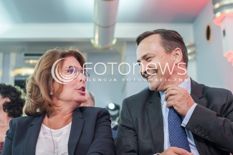  13.07.2018 WARSZAWA <br />UROCZYSTE POSIEDZENIE KLUBU PO I NOWOCZESNA<br />BOJKOT ZGROMADZENIA NARODOWEGO <br />N/Z MALGORZATA KIDAWA BLONSKA RADOSLAW SIKORSKI<br /> 