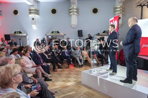  13.07.2018 WARSZAWA <br />UROCZYSTE POSIEDZENIE KLUBU PO I NOWOCZESNA<br />BOJKOT ZGROMADZENIA NARODOWEGO <br />N/Z GRZEGORZ SCHETYNA KATARZYNA LUBNAUER BARBARA DOLNIAK BRONISLAW KOMOROWSKI<br /> 