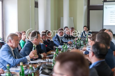  18.07.2018 WARSZAWA SEJM<br />POSIEDZENIE SEJMU<br />POSIEDZENIE PARLAMENTARNEGO ZESPOLU DO SPRAW POLSKO JAPONSKIEJ WSPOLPRACY GOSPODARCZEJ<br />N/Z PIOTR CIESLINSKI<br /> 