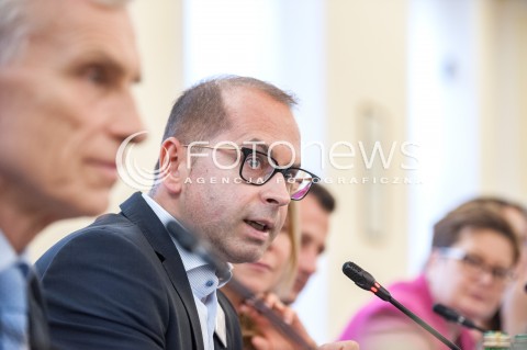  19.07.2018 WARSZAWA SEJM<br />POSIEDZENIE SEJMU<br />KOMISJA SPRAWIEDLIWOSCI I PRAW CZLOWIEKA<br />N/Z MICHAL SZCZERBA<br /> 