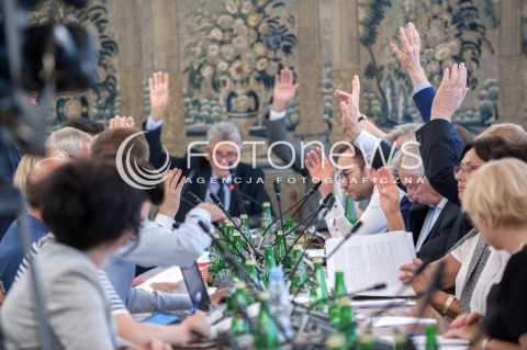  19.07.2018 WARSZAWA SEJM<br />POSIEDZENIE SEJMU<br />KOMISJA SPRAWIEDLIWOSCI I PRAW CZLOWIEKA<br />N/Z STANISLAW PIOTROWICZ POSLOWIE<br /> 
