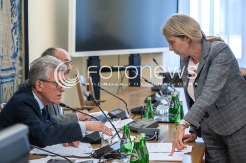  19.07.2018 WARSZAWA SEJM<br />POSIEDZENIE SEJMU<br />KOMISJA SPRAWIEDLIWOSCI I PRAW CZLOWIEKA<br />N/Z STANISLAW PIOTROWICZ BARBARA DOLNIAK<br /> 