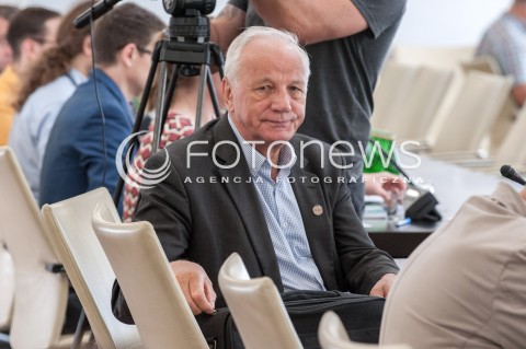  24.07.2018 WARSZAWA<br />POSIEDZENIE KOMISJI PARLAMENTARNYCH<br />SENACKA KOMISJA USTAWODAWCZA<br />N/Z JAN RULEWSKI<br /> 