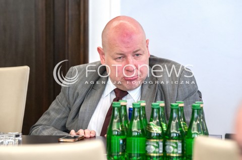  24.07.2018 WARSZAWA<br />POSIEDZENIE KOMISJI PARLAMENTARNYCH<br />SENACKA KOMISJA USTAWODAWCZA<br />N/Z JAN FILIP LIBICKI<br /> 