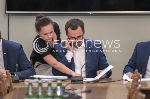  24.07.2018 WARSZAWA<br />POSIEDZENIE KOMISJI PARLAMENTARNYCH<br />KOMISJA DO SPRAW NIEPRAWIDLOWOSCI W VAT KOMISJA SLEDCZA DO ZBADANIA PRAWIDLOWOSCI I LEGALNOSCI DZIALAN ORAZ WYSTEPOWANIA ZANIEDBAN I ZANIECHAN ORGANOW I INSTYTUCJI PUBLICZNYCH W ZAKRESIE ZAPEWNIENIA DOCHODOW SKARBU PANSTWA Z TYTULU PODATKOW OD TOWAROW I USLUG I PODATKU AKCYZOWEGO W OKRESIE OD GRUDNIA 2007 R. DO LISTOPADA 2015 R.<br />N/Z MARCIN HORALA<br /> 