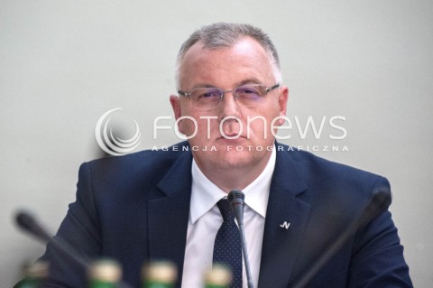  24.07.2018 WARSZAWA<br />POSIEDZENIE KOMISJI PARLAMENTARNYCH<br />KOMISJA DO SPRAW NIEPRAWIDLOWOSCI W VAT KOMISJA SLEDCZA DO ZBADANIA PRAWIDLOWOSCI I LEGALNOSCI DZIALAN ORAZ WYSTEPOWANIA ZANIEDBAN I ZANIECHAN ORGANOW I INSTYTUCJI PUBLICZNYCH W ZAKRESIE ZAPEWNIENIA DOCHODOW SKARBU PANSTWA Z TYTULU PODATKOW OD TOWAROW I USLUG I PODATKU AKCYZOWEGO W OKRESIE OD GRUDNIA 2007 R. DO LISTOPADA 2015 R.<br />N/Z MIROSLAW PAMPUCH<br /> 