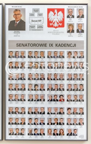  24.07.2018 WARSZAWA<br />POSIEDZENIE KOMISJI PARLAMENTARNYCH<br />N/Z TABLICA SENATOROWIE IX KADENCJI SKLAD SENATU<br /> 