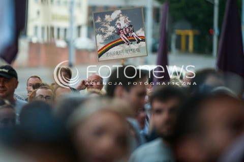  24.07.2018 GDANSK<br />DEMONSTRACJA KOD POD SADEM OKREGOWYM W GDANSKU<br />N/Z TRANSPARENT JESZCZE BEDZIE PRZEPIEKNIE JESZCZE BEDZIE NORMALNIE<br /> 