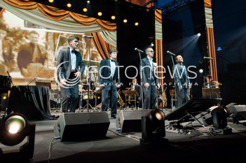  27.07.2018 WARSZAWA<br />FOGG PIESNIARZ WARSZAWY KONCERT W MUZEUM POWSTANIA WARSZAWSKIEGO<br />N/Z MLYNARSKI MASECKI JAZZ CAMERATA VARSOVIENSIS<br /> 