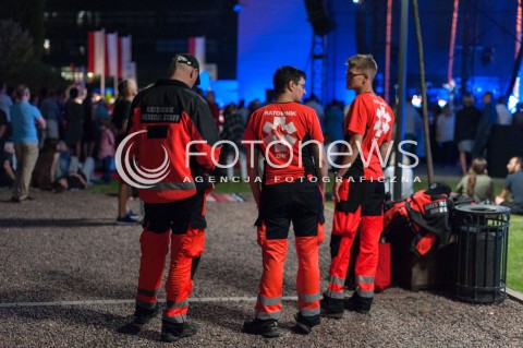  27.07.2018 WARSZAWA<br />FOGG PIESNIARZ WARSZAWY KONCERT W MUZEUM POWSTANIA WARSZAWSKIEGO<br />N/Z RATOWNICY RATOWNIK ZHP<br /> 