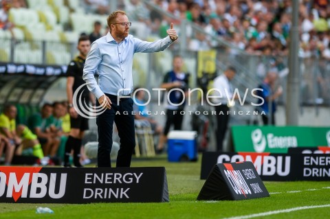  27.07.2018 GDANSK<br />
PILKA NOZNA - EKSTRAKLASA SEZON 2018/2019<br />
MECZ LECHIA GDANSK -  SLASK WROCLAW<br />
N/Z TRENER PIOTR STOKOWIEC SYLWETKA<br />
 