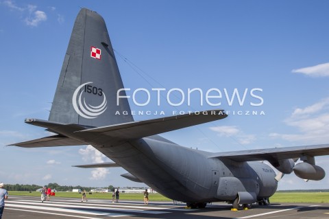  28.07.2018 MIELEC <br />IV PODKARPACKIE POKAZY LOTNICZE<br />N/Z WOJSKOWY SAMOLOT TRANSPORTOWY LOCKHEED C-130 HERCULES NALEZACY DO SILY POWIETRZNE RP ( NR BOCZNY 1503 ) <br /> 