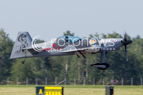  28.07.2018 MIELEC <br />IV PODKARPACKIE POKAZY LOTNICZE<br />N/Z SAMOLOT AKROBACYJNY XTREME AIR SBACH 300 ( PILOT ARTUR KIELAK ) REJESTRACJA SP-EED<br /> 