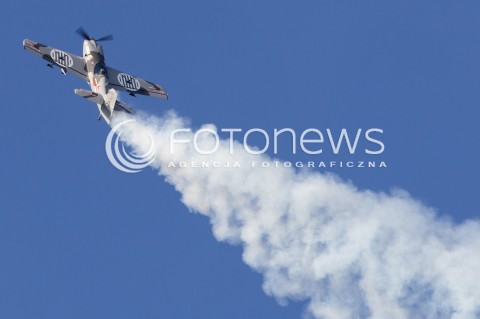  28.07.2018 MIELEC <br />IV PODKARPACKIE POKAZY LOTNICZE<br />N/Z SAMOLOT AKROBACYJNY XTREME AIR SBACH 300 ( PILOT ARTUR KIELAK ) REJESTRACJA SP-EED<br /> 