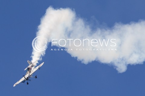  28.07.2018 MIELEC <br />IV PODKARPACKIE POKAZY LOTNICZE<br />N/Z SAMOLOT AKROBACYJNY XTREME AIR SBACH 300 ( PILOT ARTUR KIELAK ) REJESTRACJA SP-EED<br /> 